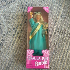 SPECIAL EDITION Graduation Barbie